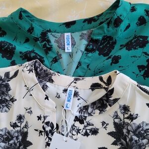 2 Pretty Career Blouses Size L in Green and Cream